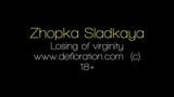 18 -jarige Zhopka Sladkaya zal nu haar maagdelijkheid verliezen! snapshot 1