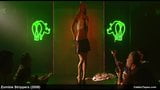 Jenna Jameson und andere strippen in Zombie-Stripperinnen snapshot 7