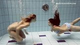 Procace ragazze sott&#39;acqua iva brizgina e paulinka snapshot 6