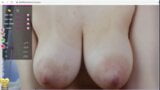 Esta mujer quiere que le ordeñes sus grandes tetas snapshot 4