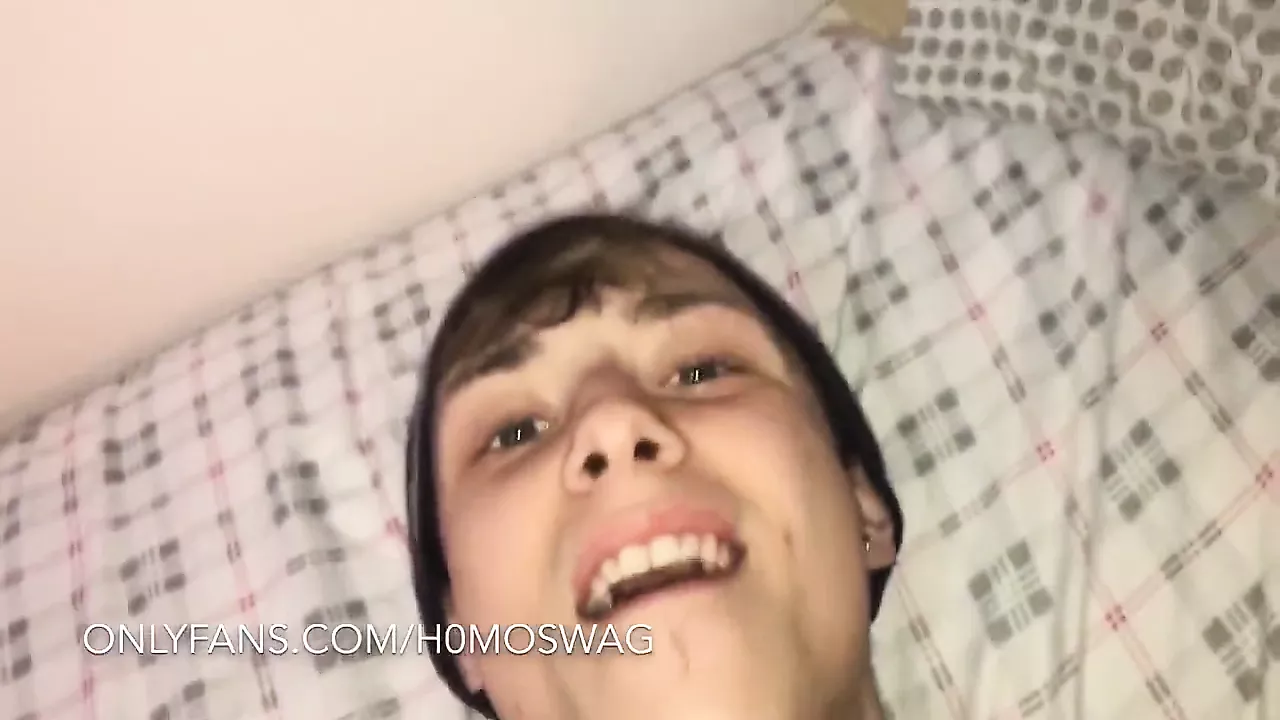 Tight twink takes unexpected load