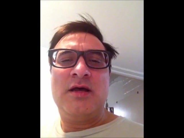 Gay jose błaga innych, aby go przelecieli