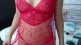 La webcam mi registra mentre provo un po 'di lingerie snapshot 10