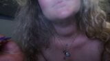 एक सुंदर ब्रा का उपयोग करते हुए प्राकृतिक स्तन वाली हॉट गर्ल आपके लिए धूम्रपान करती है snapshot 16