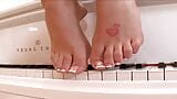 foot fucking on piano snapshot 2