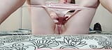 Joi Masturbations Orgasmus eines weißen Mädchens snapshot 3