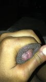 Jugando con mi pene snapshot 4