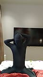 Japanischer amateur-transvestiert mit Morphsuit, masturbiert snapshot 20