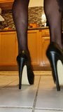 Hombre en tacones snapshot 8