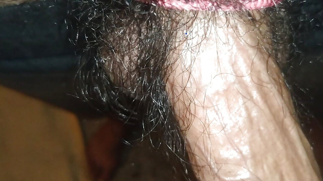 I can't stop masturbating by My big hairy Arabian Dick