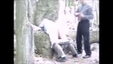 Fetter Papi wollte sich im Wald in Toronto, Kanada treffen snapshot 7