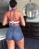 Sexy Dominican booty in shorts snapshot 2
