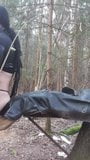 Sexychantal an der Rastplatz Autobahn im Wald snapshot 7