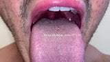 Lenguas de hombres - lengua de cody lakeview de cerca snapshot 2