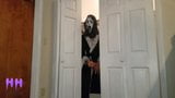 Pasierb szpieguje ciotkę na dowcip na Halloween snapshot 15