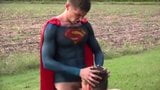 Pahlawan saya - Superman Colby Chambers mengongkek budak ladang Mickey Knoxx snapshot 4