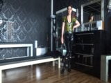 Lady Victoria Valente: latex meesteres heeft taken voor je! snapshot 8