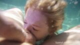 La blonde Sunny Lane taille une pipe agréable dans une piscine publique! snapshot 13