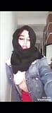 Árabe con burqa y arrodillada para su maestro snapshot 8