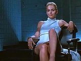 Sharon Stone cruzando as pernas (loop) snapshot 4