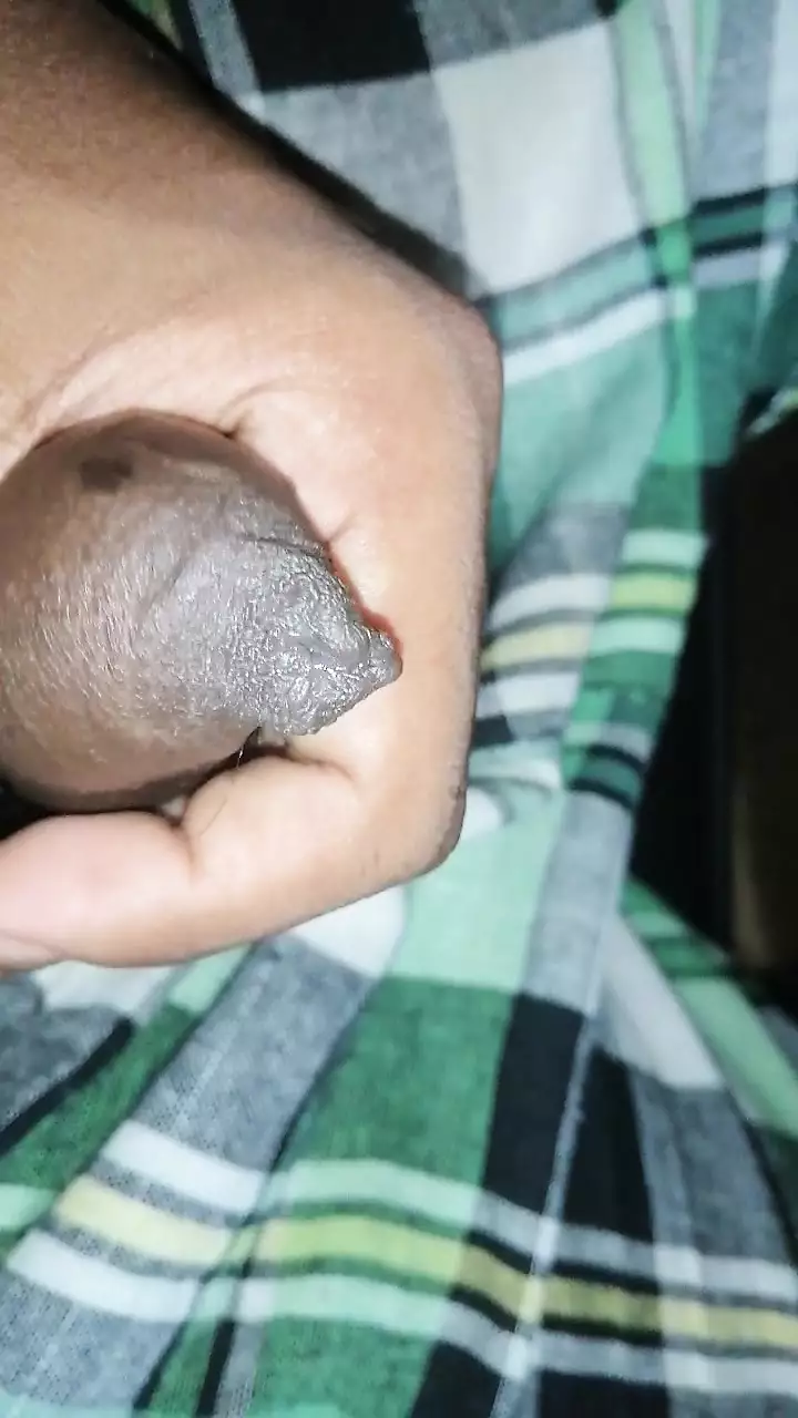 十几岁的男孩裸体坐在椅子上 xxx | xHamster