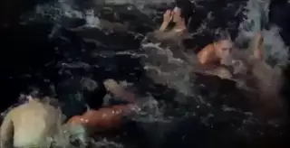 Erimni qolim bilan mushtlash