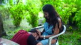 インド人女の子sudipaと彼氏の庭、雨と自然の中でのセックス、完全屋外 snapshot 6