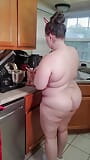 Midwestern BBW MILF Bakes Cookies Nude snapshot 15