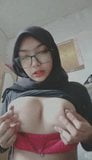 Malay slut strikes again snapshot 4