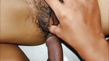 Шри-ланкийский новый секс сводный брат жестко трахает меня и кончает на мою киску, сингальский голос snapshot 11