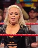 Liv Morgan - vestita da canarino nero, WWE crudo 1-27-2020 snapshot 1