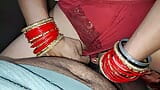 Geile bhabhi fickte sich selbst snapshot 17