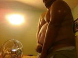 Gordito se masturba snapshot 4