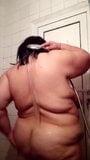 Fat lady take a shower snapshot 4