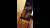 Caldo crossdresser asiatico sborra sui suoi collant snapshot 3