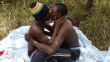 Trois minets africains se font baiser sans capote snapshot 1