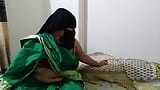 Gujarati Hot padosi aunty pati ke bina bahut Hot ho kar subah-subah mere bistar par aa jate hain aur choda chudi snapshot 8