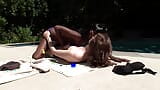 Anna Skye et Chanel Bryant, masturbation interraciale dans la nature, lesbiennes snapshot 6