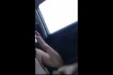Une étudiante mange du sperme dans une voiture snapshot 10