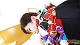 Asiatin Yuuka Kamakura im Kimono lutscht Schwanz und wird hart genagelt. snapshot 9