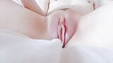 Teil 2 nach Dildo-Action Sperma weiß rosa Muschi eng (Nahaufnahme) snapshot 1
