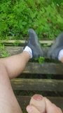 Großes Abspritzen auf meine nackten Beine im Wald snapshot 8