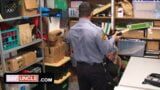 Winkeldiefstal twink gedomineerd door kinky winkelcentrum bewaker snapshot 9