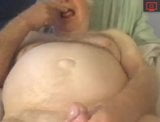 Abuelo masturbándose snapshot 3