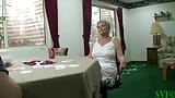 Strip poker con la abuela cosecha recompensa inesperada snapshot 10