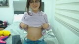 Chica latina con un cuerpo pequeño y virginal es demasiado bonita snapshot 8