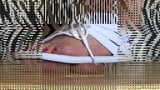 Sandalias Converse aplastando tus bolas snapshot 1