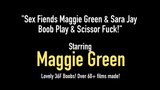 I demoni del sesso Maggie Green e Sara Jay giocano con le tette e scopano a forbice! snapshot 1