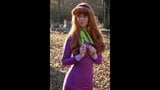 Daphne и Velma: косплей-челенж по дрочке snapshot 2