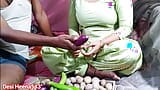 Vegetables seller bhabhi ko patakar choda in clear Hindi voice snapshot 3